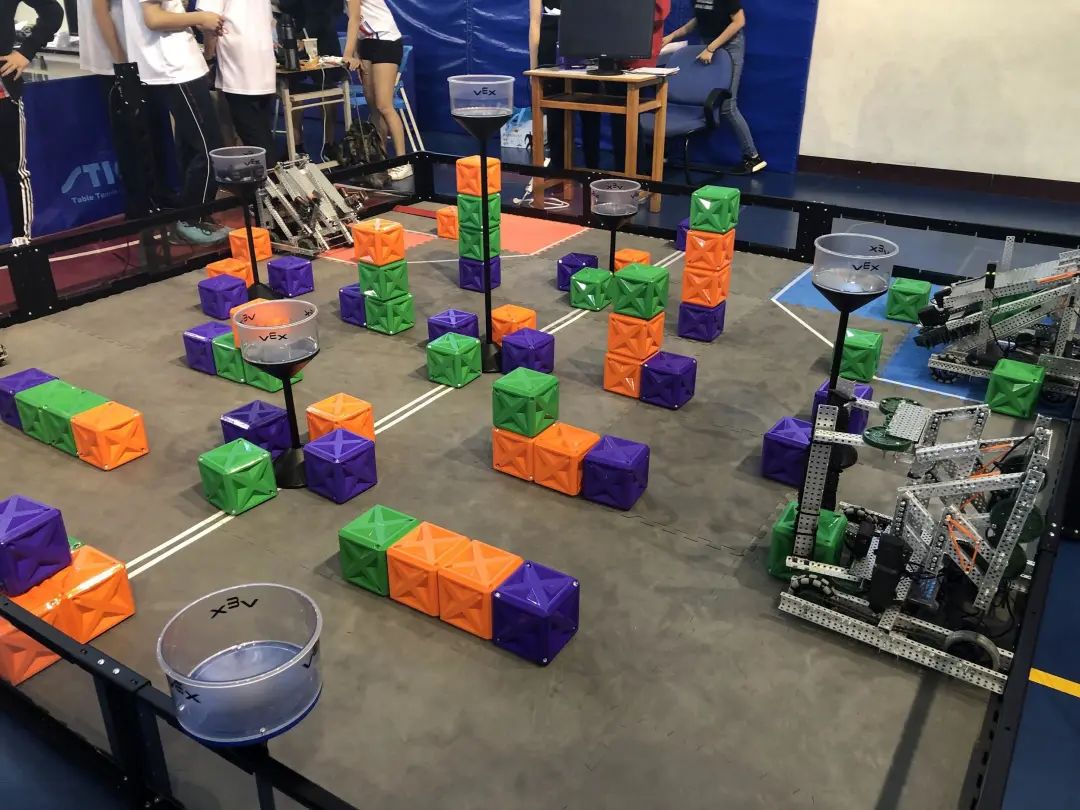参加高含金量的VEX机器人竞赛并拿到奖是什么体验？